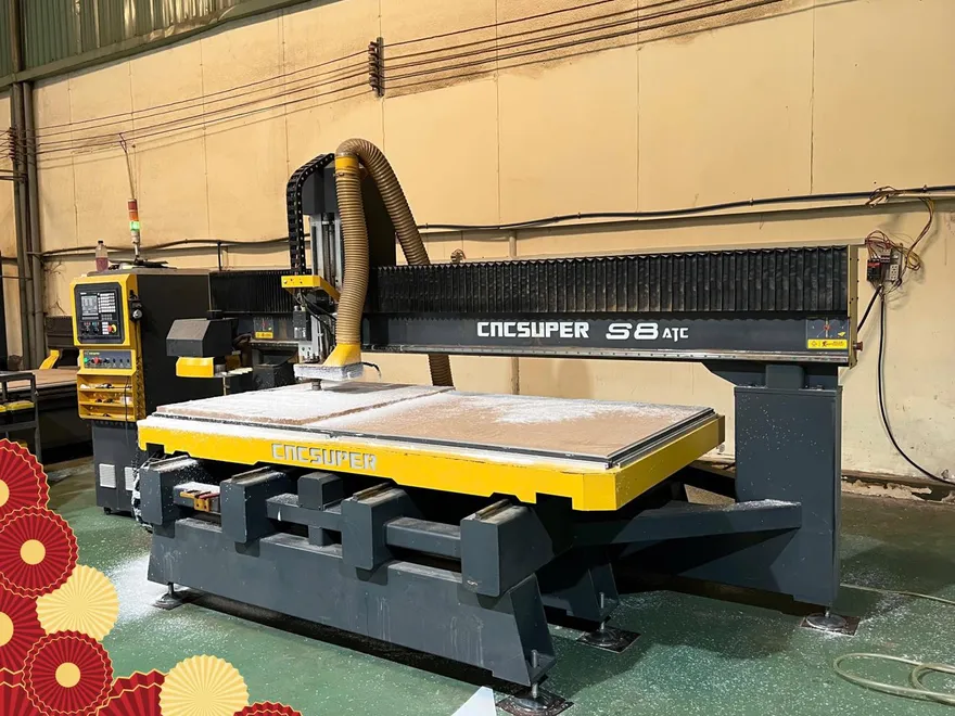 Máy CNC gia công bảng hiệu Máy CNC dùng trong sản xuất bảng hiệu