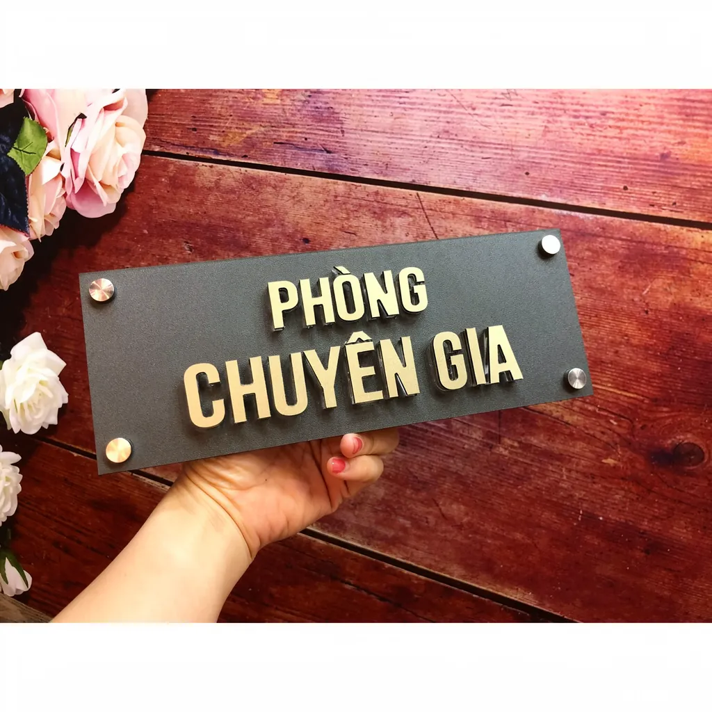 bảng tên phòng chuyên gia inox chữ nổi 3D vàng xước nền đen mờ